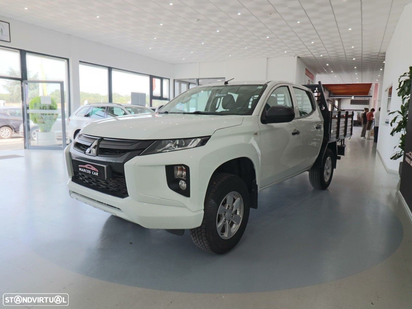 Mitsubishi L200 2.3 DI-D CD Invite 4WD - 3