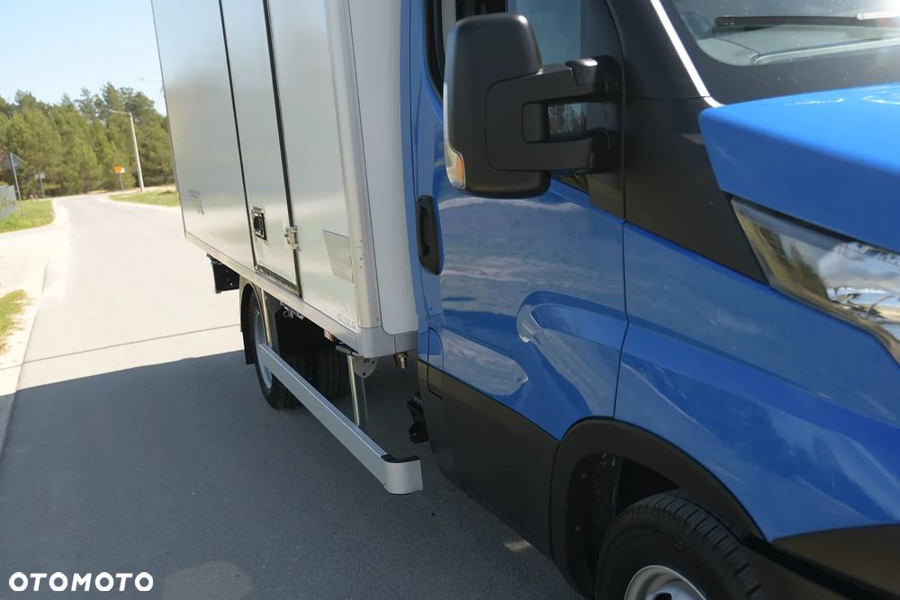Iveco DAILY 35C210/Automat HI-MATIC 8/ MROŹNIA -20*C/IGLOCAR 8 EP /CARRIER/ KOŁA BLIŹNIACZE/ - 14