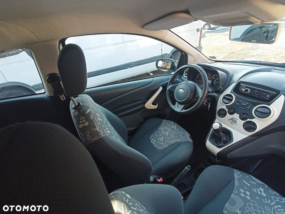 Ford KA - 23