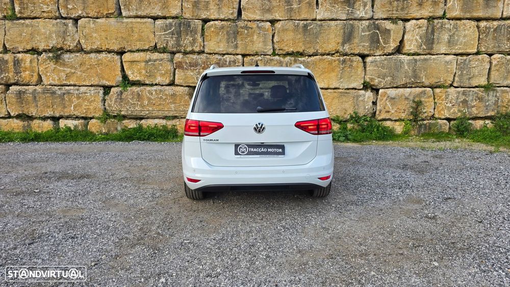VW Touran 1.6 TDI Confortline DSG - 6