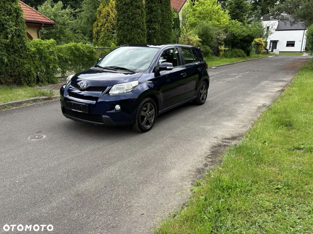 Toyota Urban Cruiser 1.33 Sol - 1