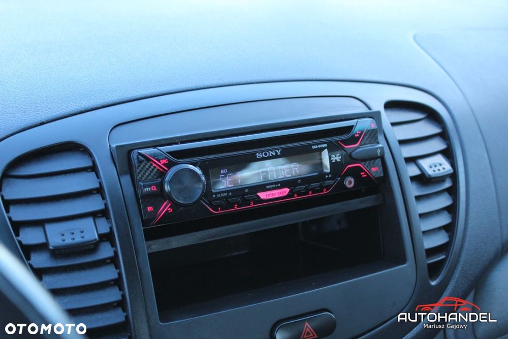 Hyundai i10 - 11