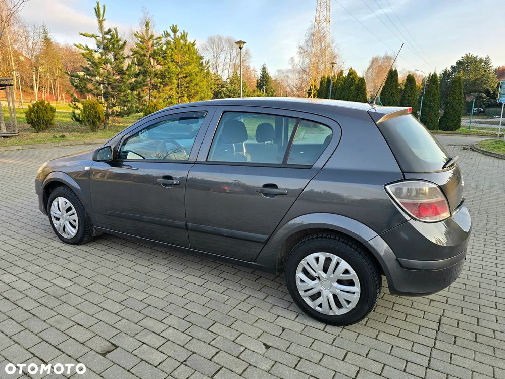 Opel Astra 1.4 Catch me - 4
