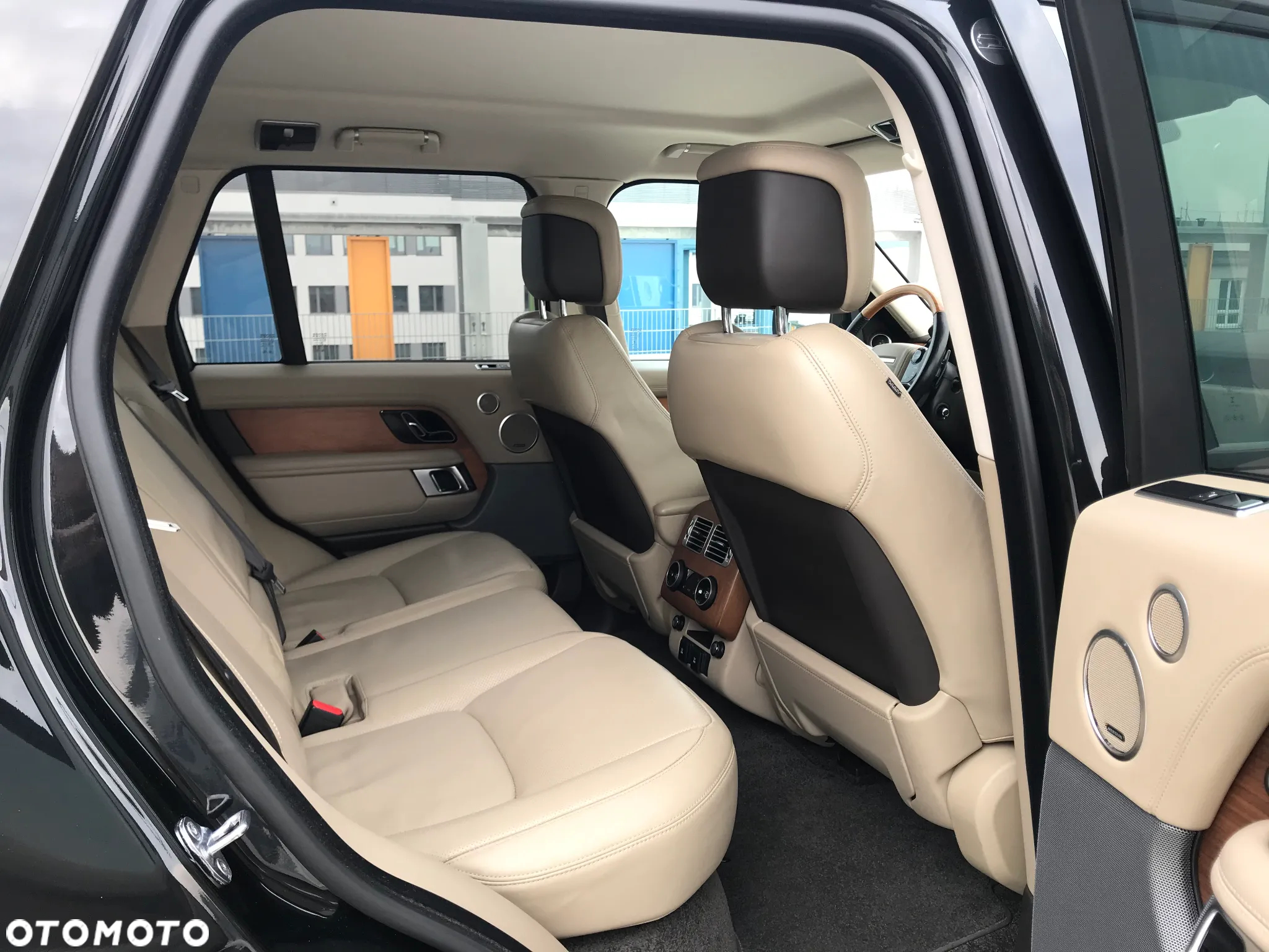 Land Rover Range Rover 4.4SD V8 Vogue - 23