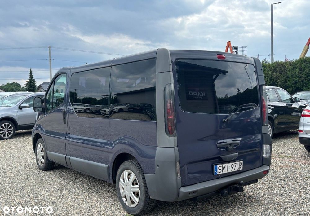 Opel Vivaro - 2