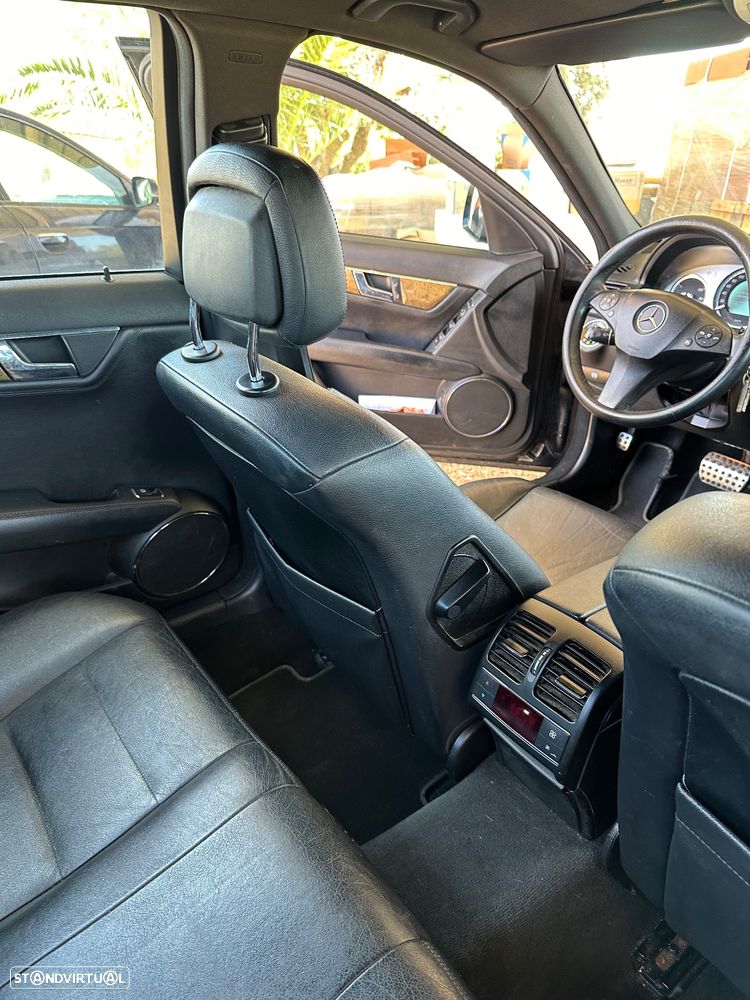 Mercedes-Benz C 320 - 9