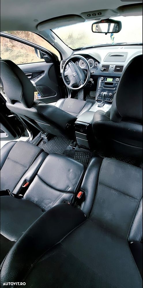 Volvo XC 90 D3 Geartronic Momentum - 4