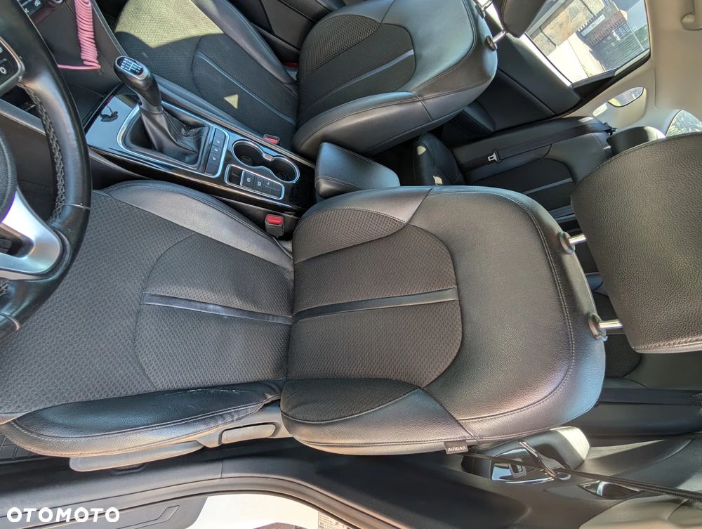 Kia Optima 1.7 CRDI L - 18