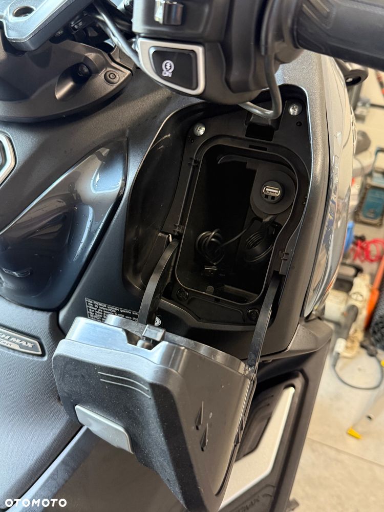 Yamaha Tmax - 3