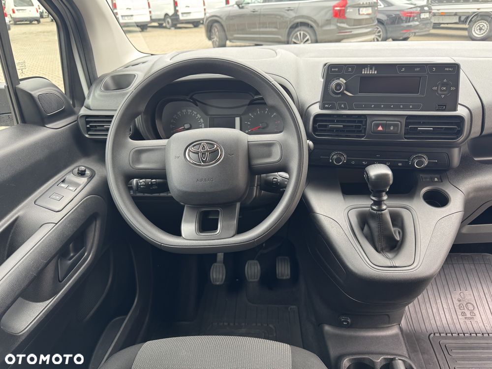 Toyota Proace City - 14