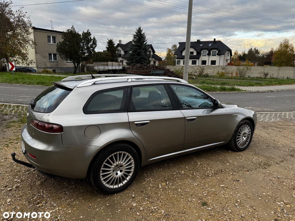 Alfa Romeo 159 1.9 JTDM 16V DPF Distinctive - 3