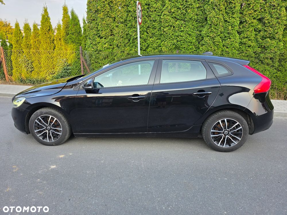 Volvo V40 D2 Geartronic Linje Svart - 7