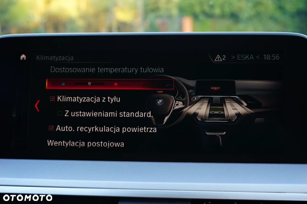 BMW X3 xDrive20i Advantage - 32