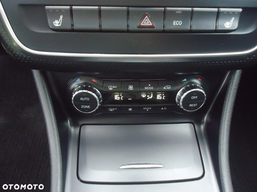 Mercedes-Benz Klasa A 200 AMG Line - 15