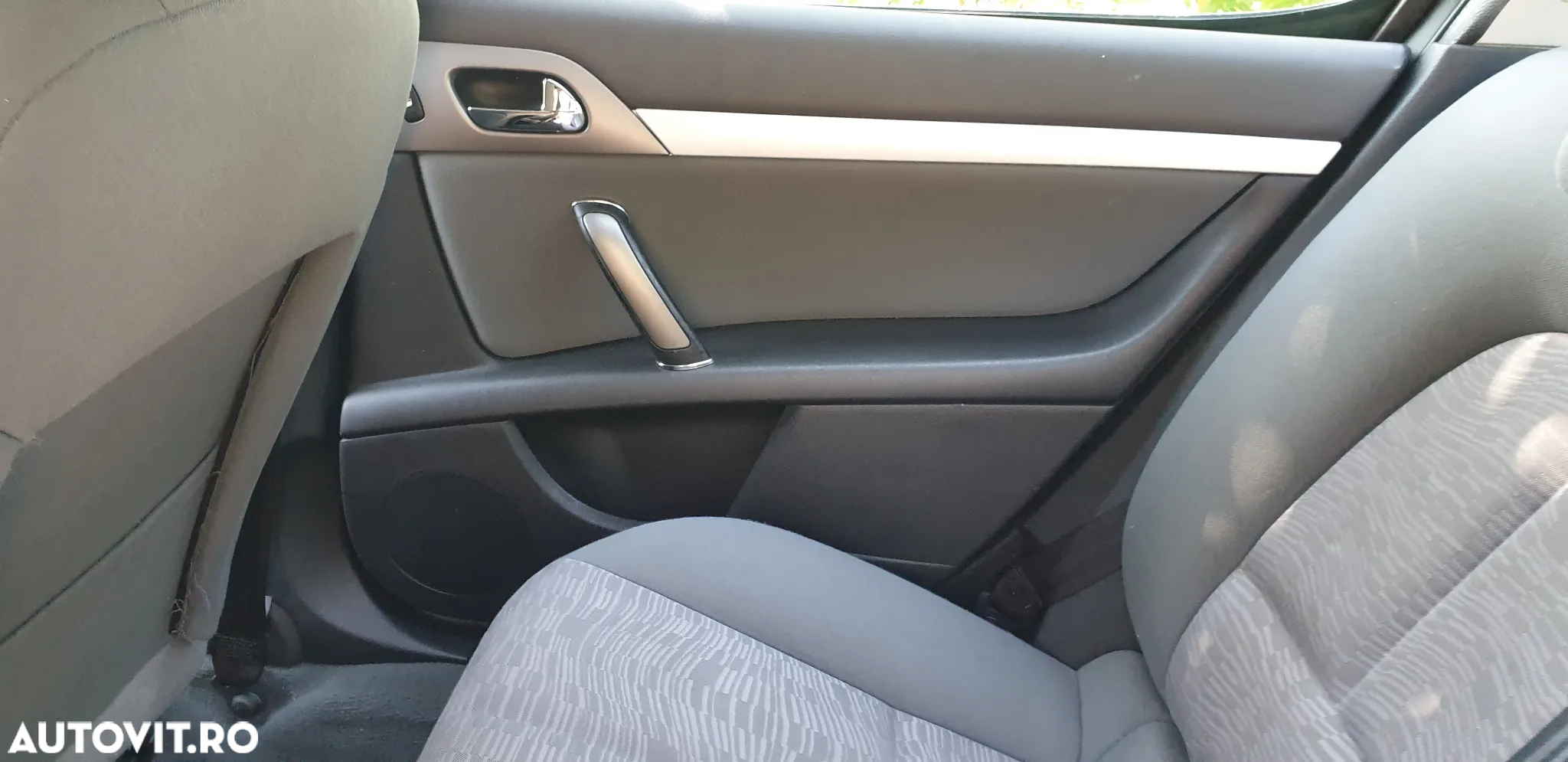 Peugeot 407 HDi 135 Automatik Platinum - 26