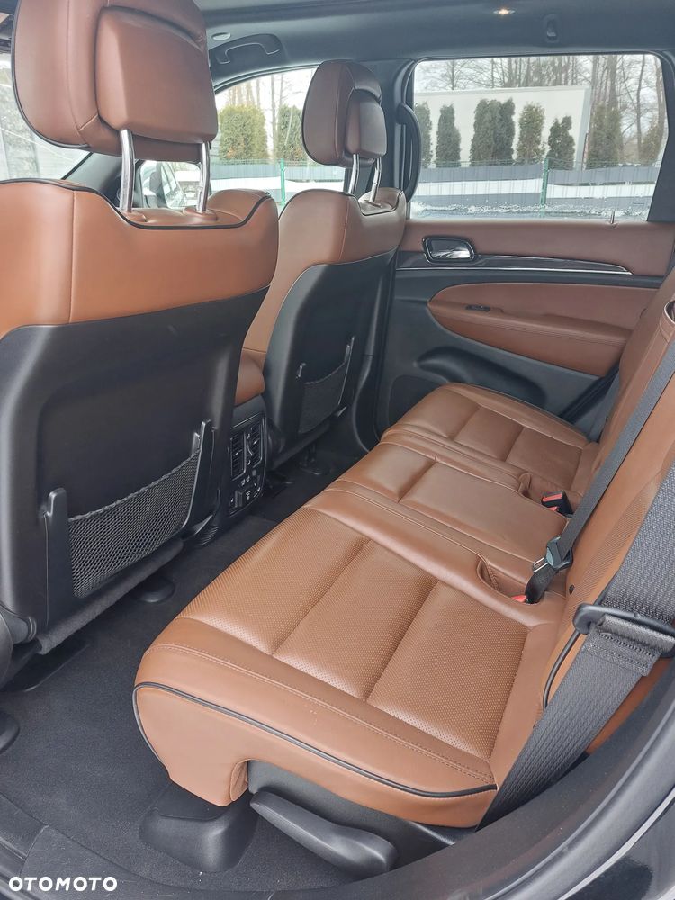 Jeep Grand Cherokee 5.7 V8 Overland - 33