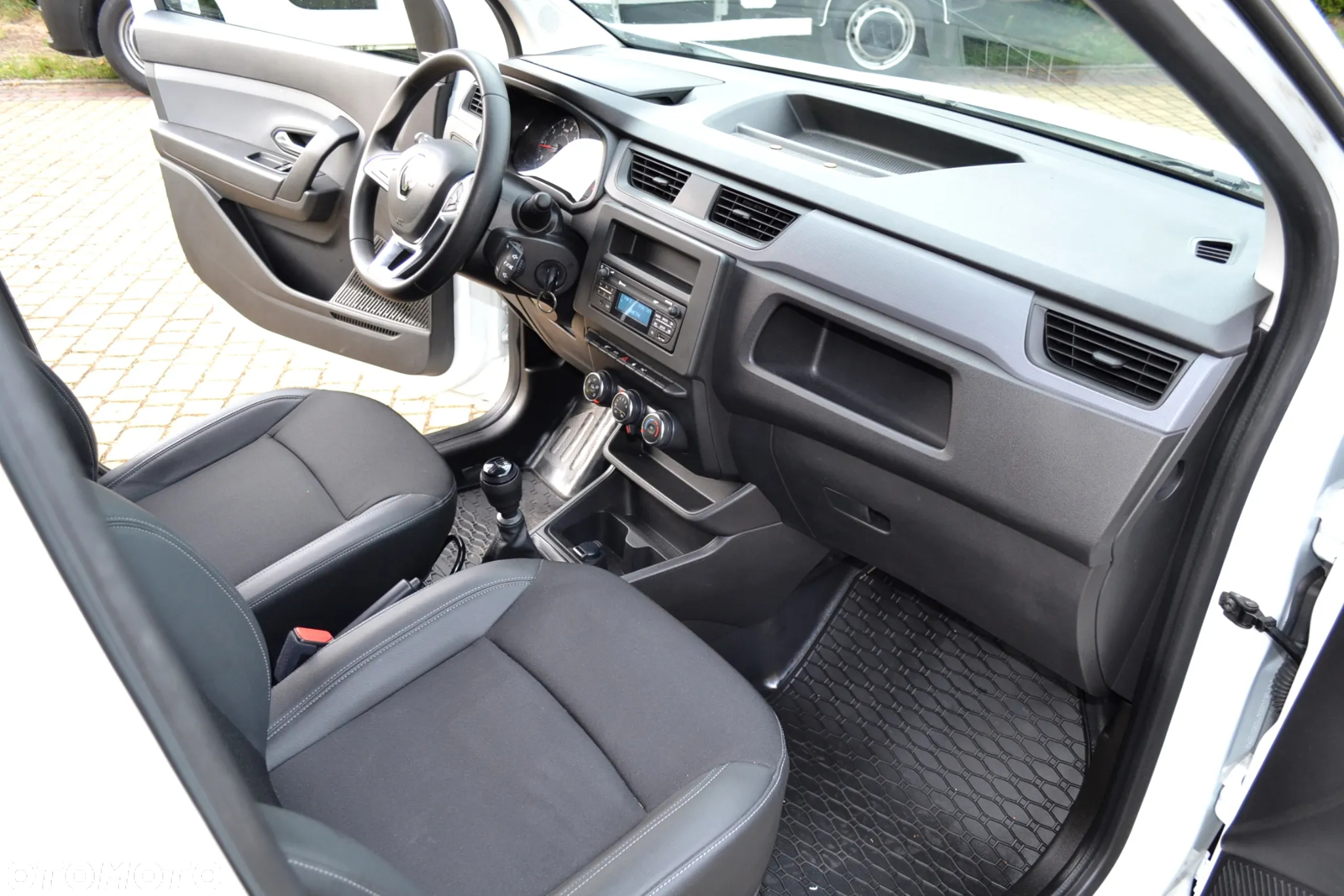Renault Master - 11