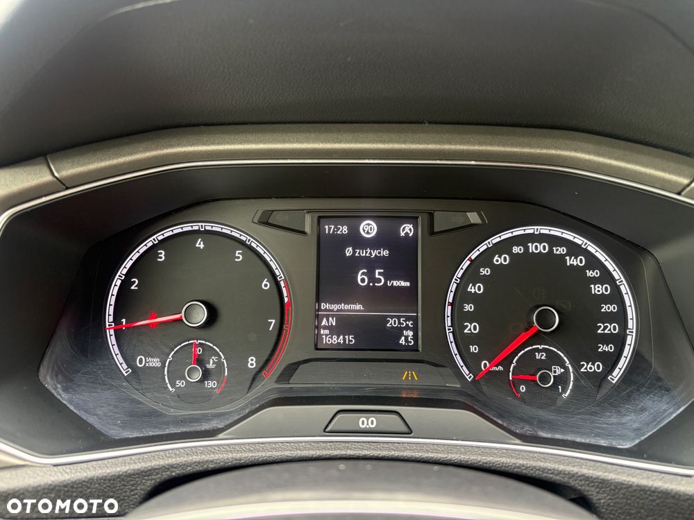 Volkswagen T-Roc 1.5 TSI Life - 27