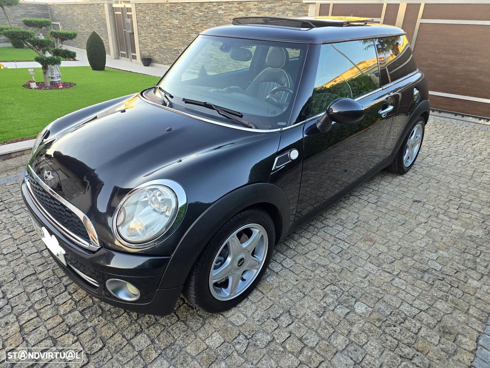 MINI 3 Portas Cooper D - 26