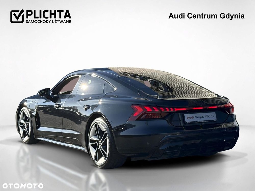 Audi e-tron GT - 4