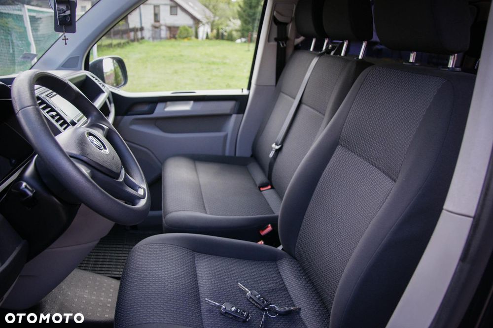 Volkswagen Transporter - 16