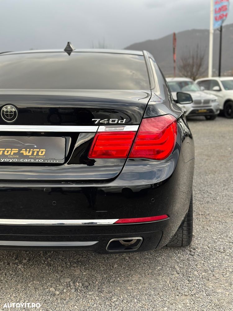 BMW Seria 7 740d xDrive - 11