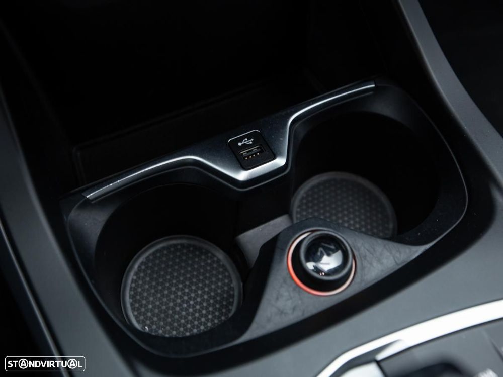 BMW 116 d Corporate Edition Auto - 17