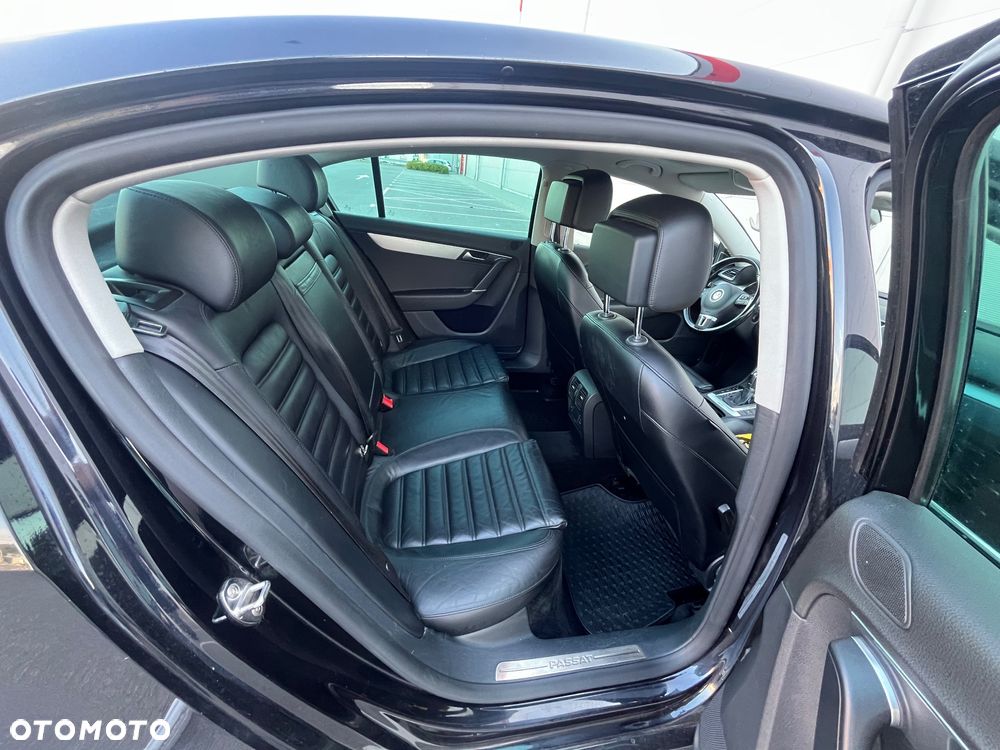 Volkswagen Passat 2.0 TDI 4Mot Highline DSG - 7