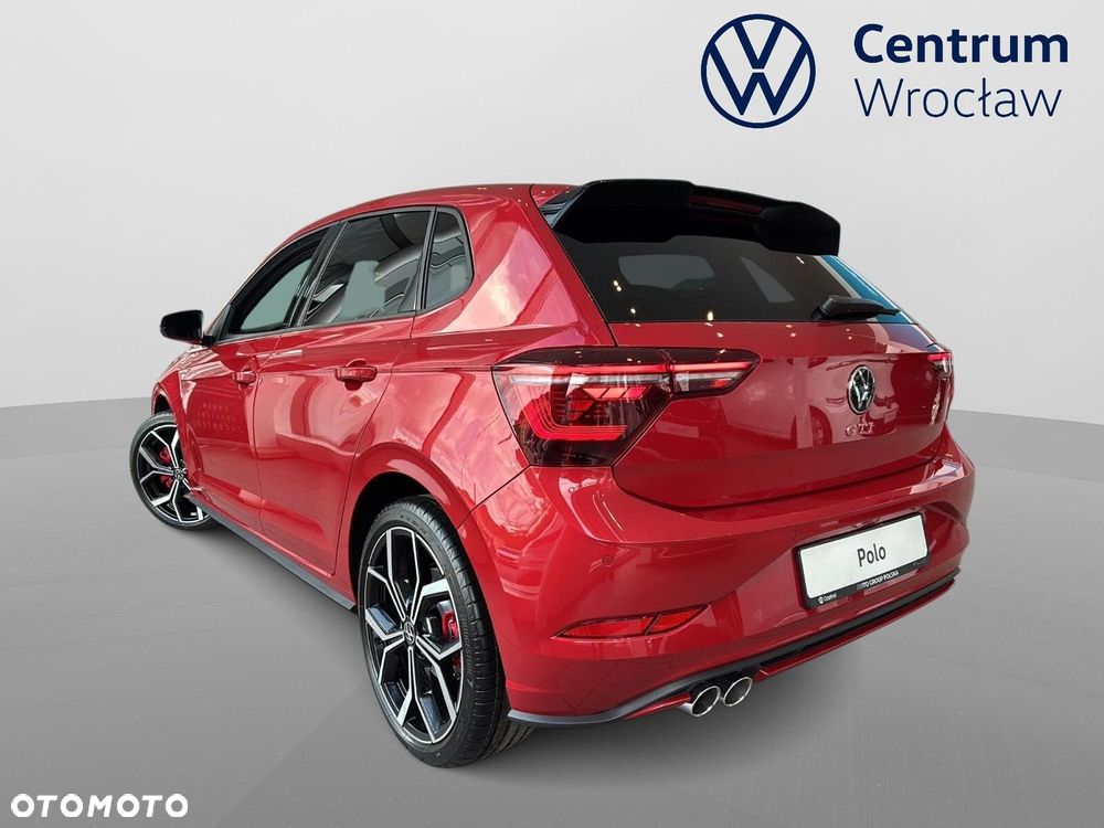 Volkswagen Polo - 8