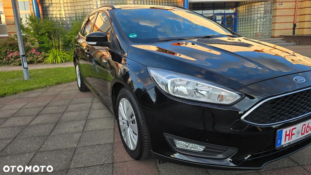 Ford Focus 1.0 EcoBoost Gold X (Trend) - 17