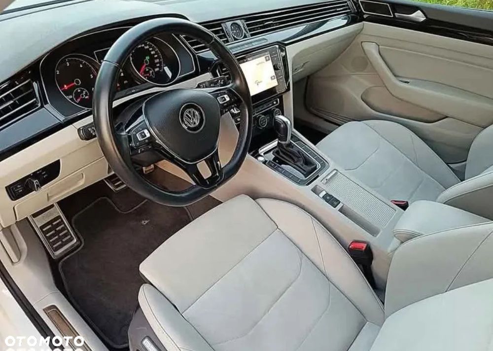 Volkswagen Arteon 2.0 TDI SCR Elegance DSG - 8