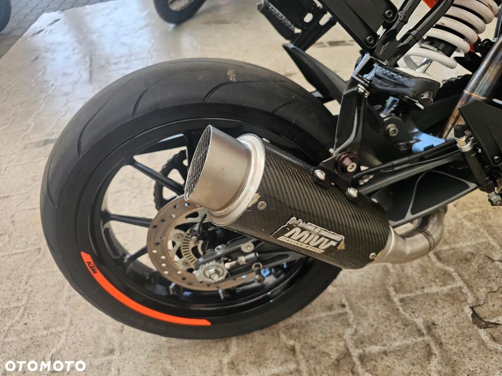 KTM Duke - 31