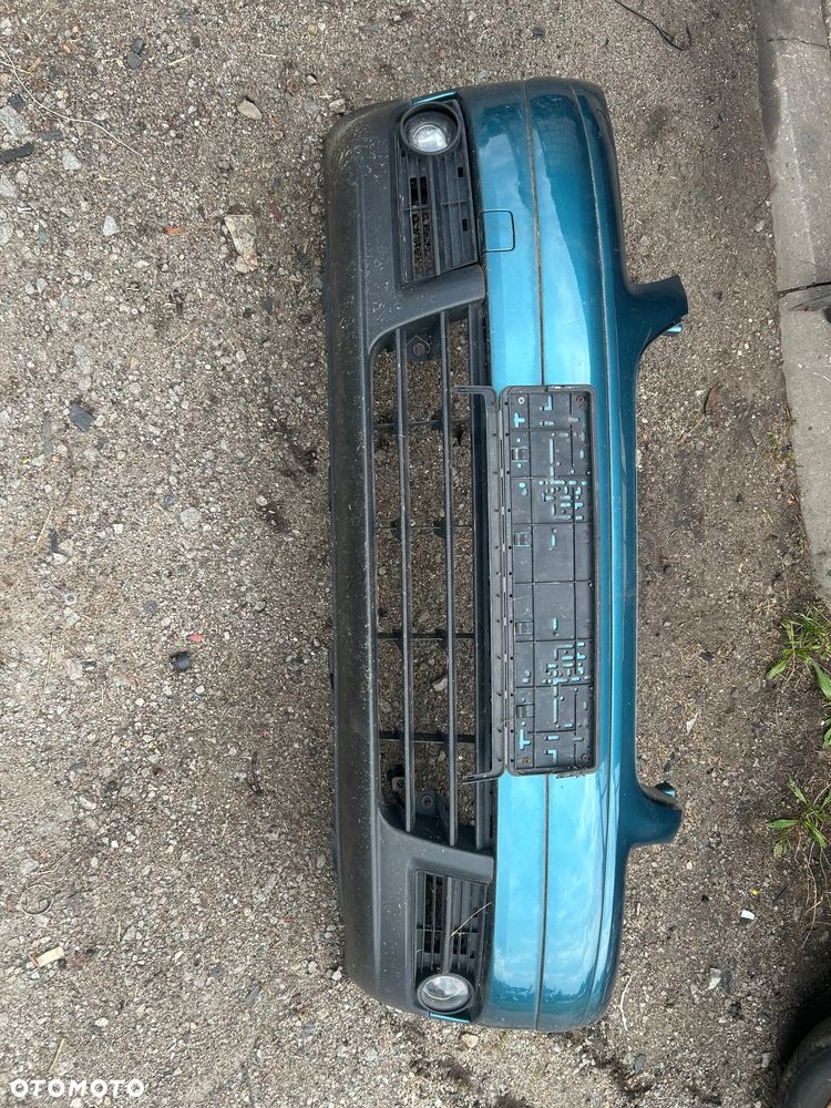 Zderzak przedni VW Touran 1T0 na spryskiwacze