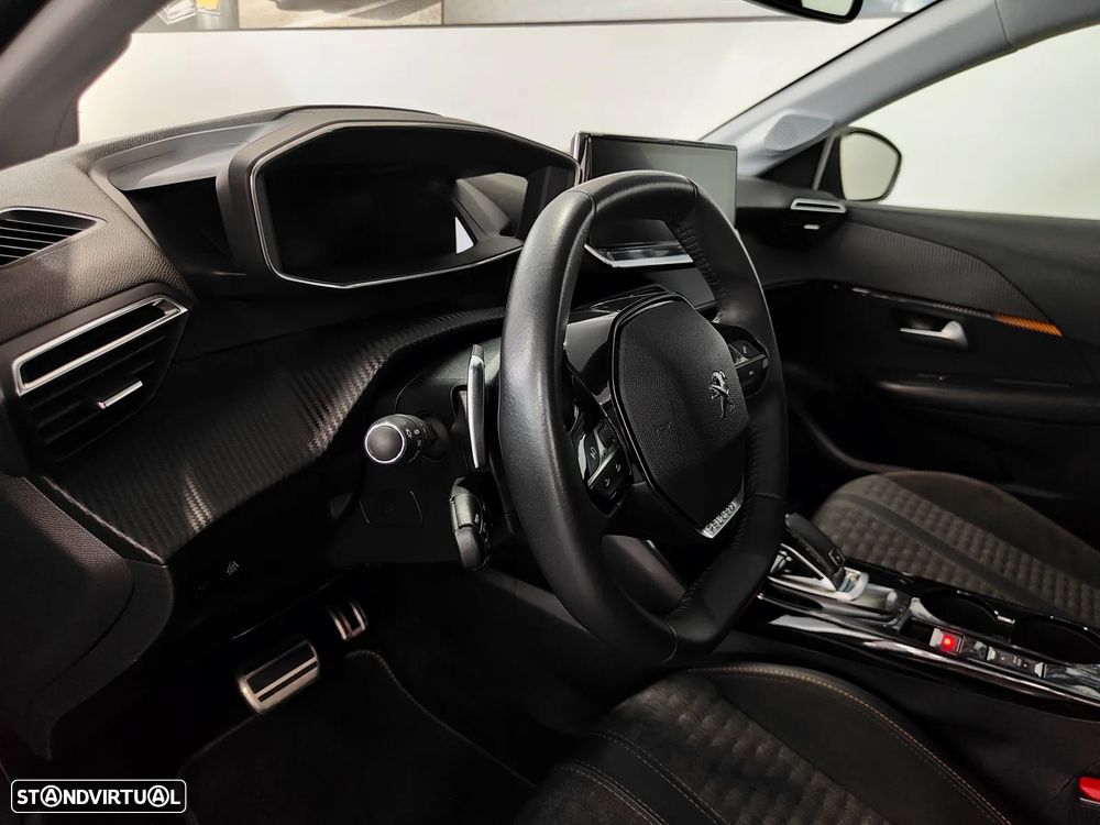 Peugeot 208 1.2 PureTech Allure Pack EAT8 - 51
