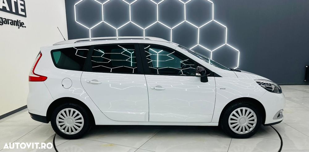 Renault Grand Scenic ENERGY dCi 110 INTENS - 33