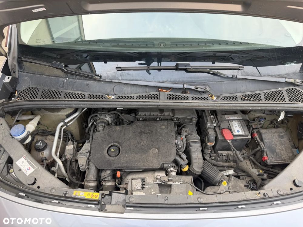Peugeot Rifter 1.5 BlueHDI Active Pack S&S - 19