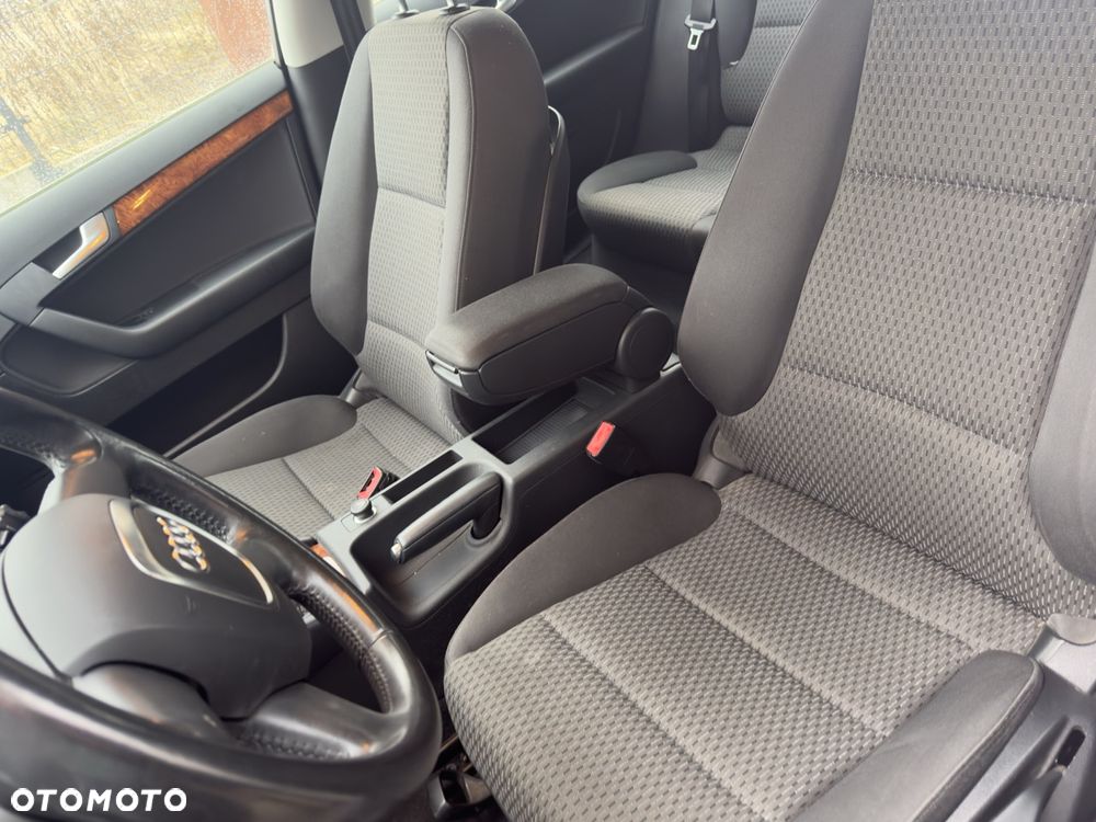 Audi A3 Sportback 1.8 TFSI Ambiente - 14