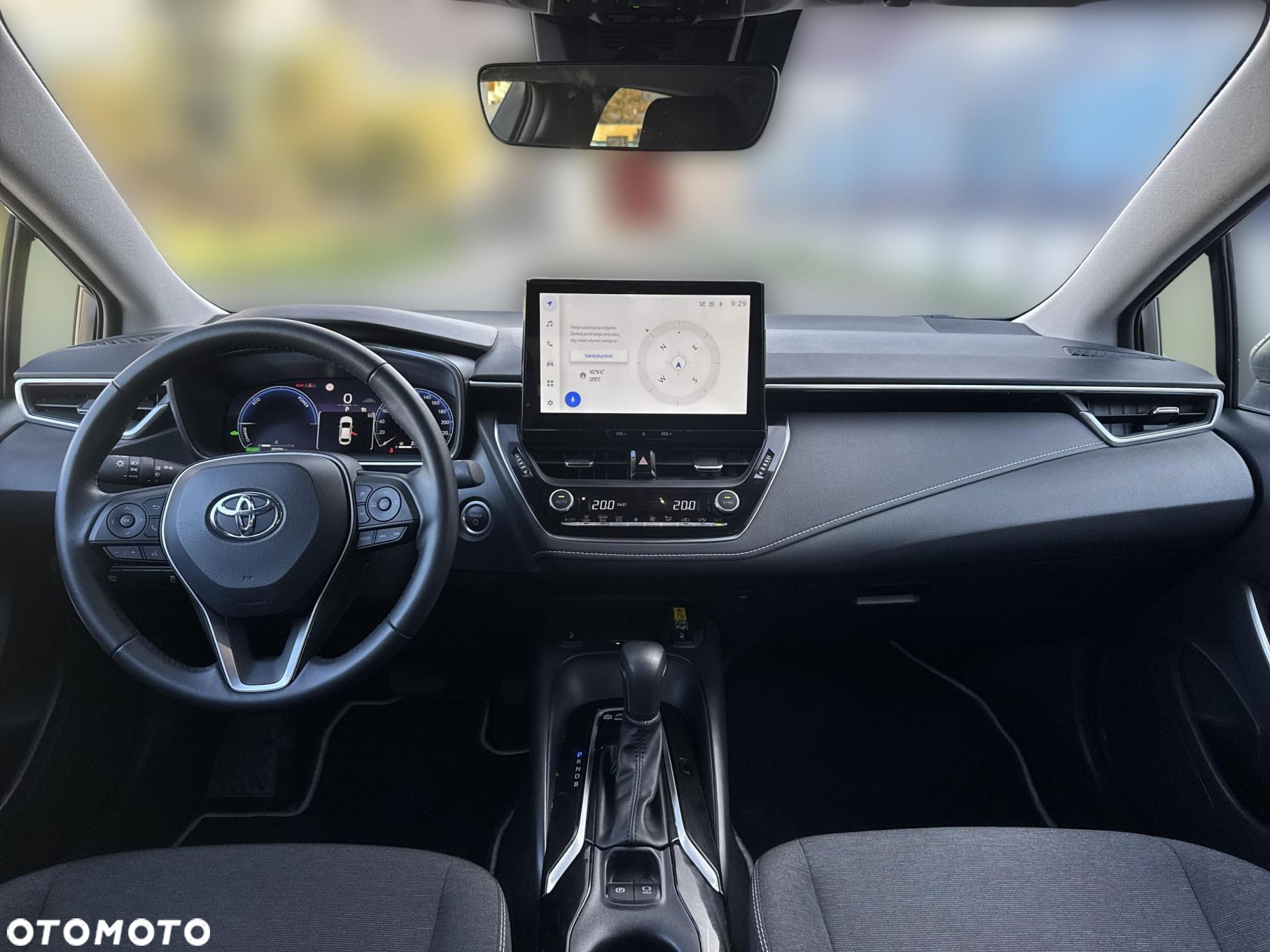 Toyota Corolla 1.8 Hybrid Style - 11