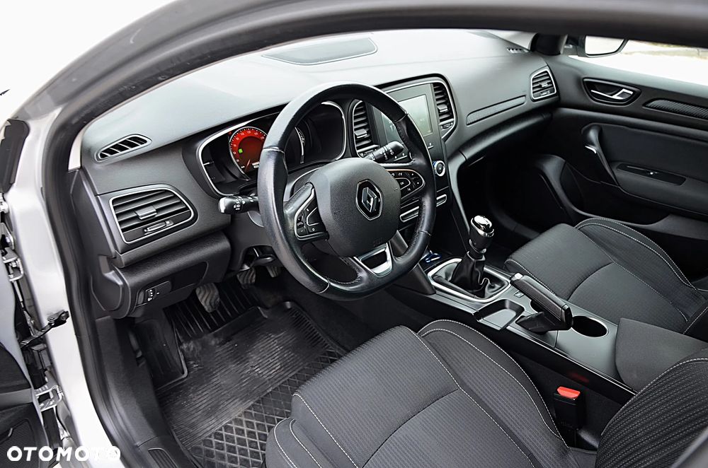 Renault Megane 1.2 Energy TCe Limited - 18