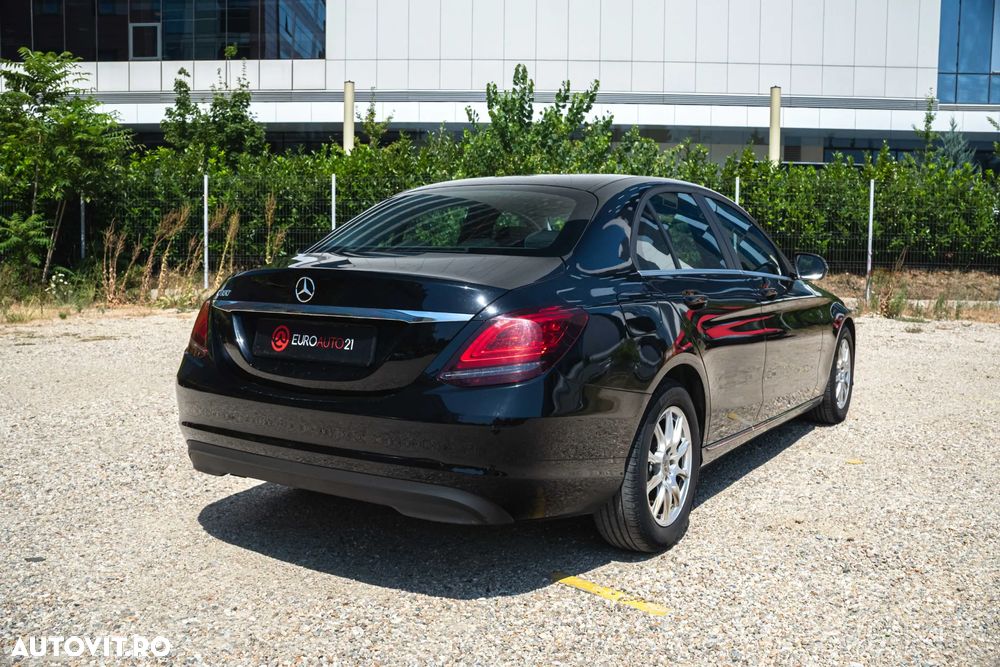 Mercedes-Benz C 180 Aut. - 4