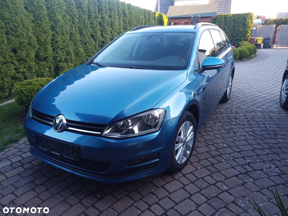 Volkswagen Golf - 1