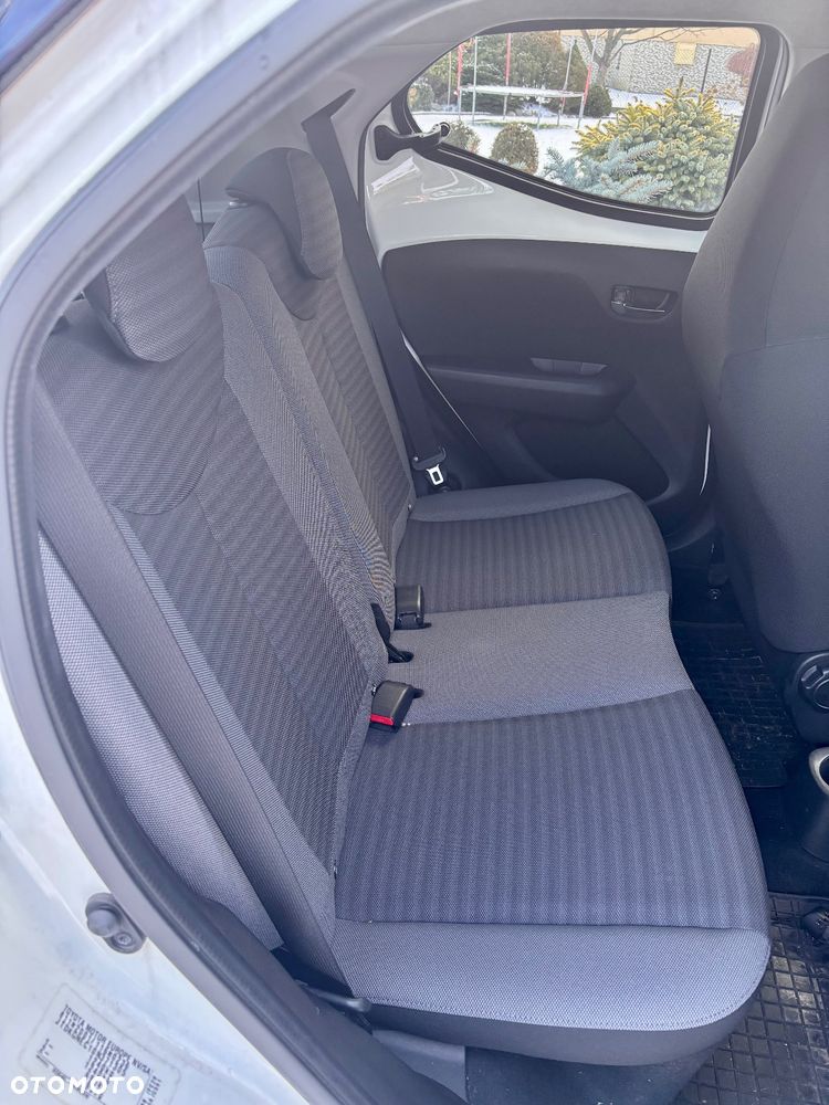 Toyota Aygo x-play - 5