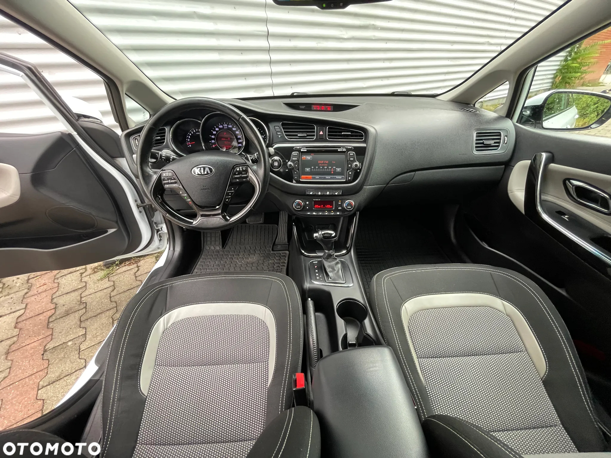 Kia Ceed Cee'd 1.6 GDI XL DCT - 25
