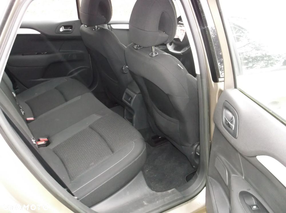 Citroën C4 VTi 95 Selection - 9