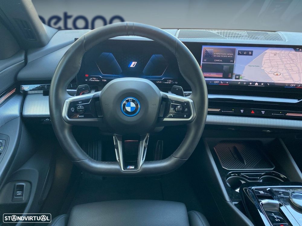 BMW 530 e Pack Desportivo M - 6