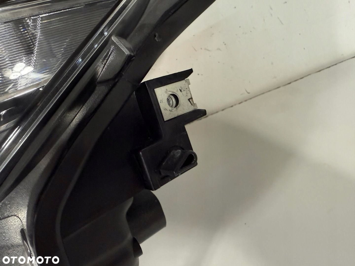 LAMPA PRZOD PRZEDNIA LEWA MAZDA CX3 CX-3 ZWYKLA SOCZEWKA D10E-51040 CALA - 7