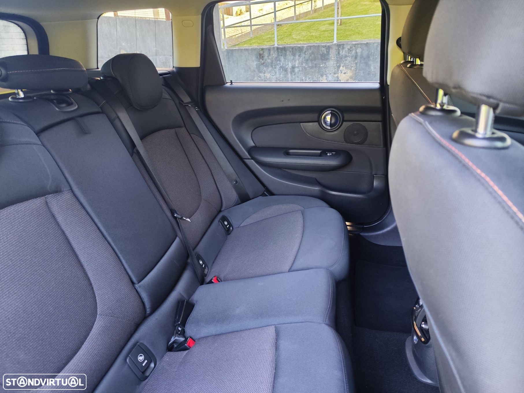 MINI Clubman One D - 17