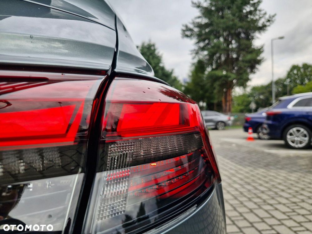 Audi Q4 Sportback e-tron - 12
