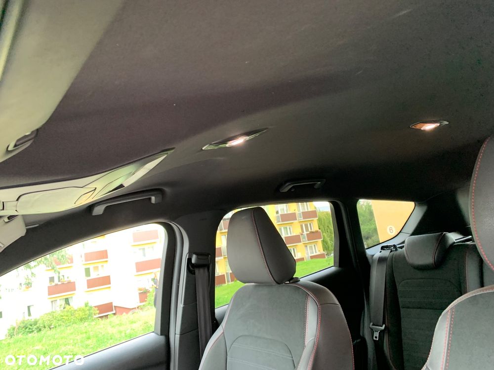 Ford Kuga - 18