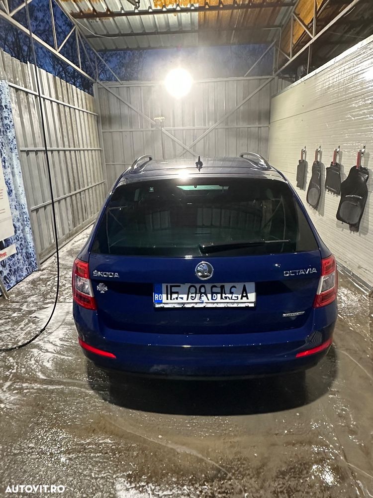 Skoda Octavia 1.6 TDI GREENLINE - 8